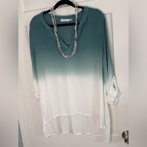 Blu Pepper Teal-to-White Ombre V-Neck Tunic